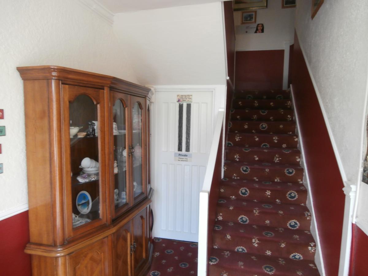 Monorene Guest House Galashiels Dış mekan fotoğraf