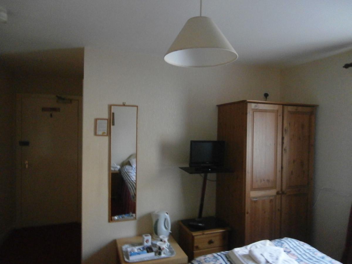 Monorene Guest House Galashiels Dış mekan fotoğraf
