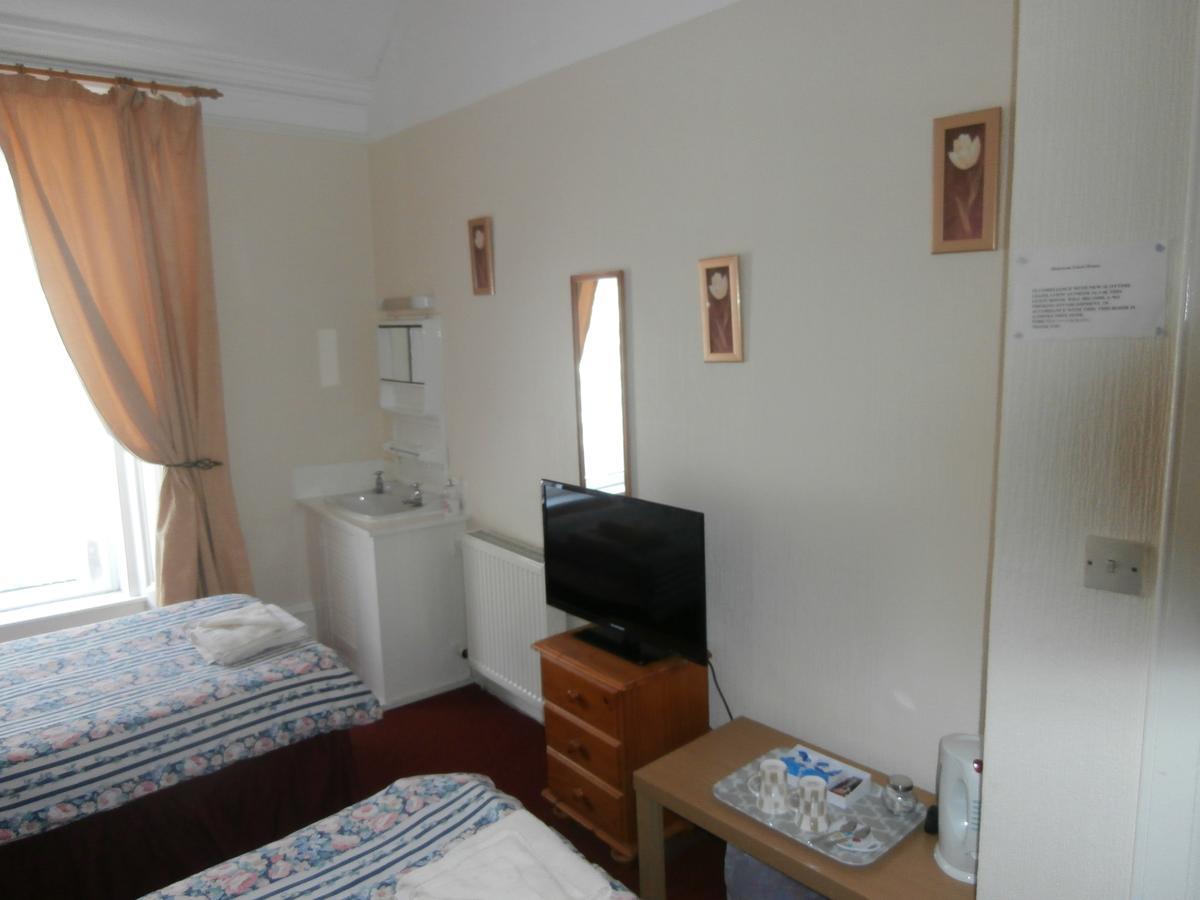 Monorene Guest House Galashiels Dış mekan fotoğraf